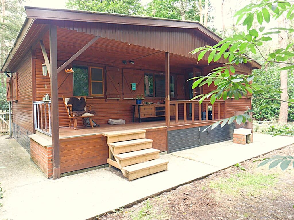Instapklare chalet met garage — foto 1
