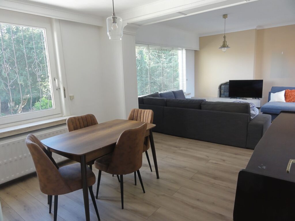 Berkenverldplein living 2 opbrengsteigendom te koop wilrijk