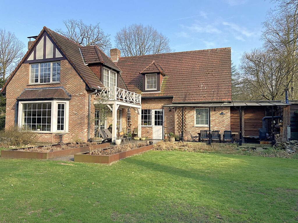 villa te koop Brasschaat met tuin villa te koop Brasschaat met tuin